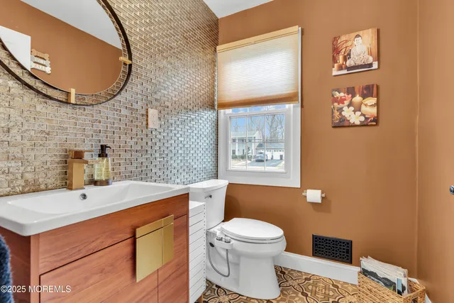 $4,800 | 14 Regina Road, Morganville, NJ 07751