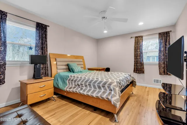 $4,800 | 14 Regina Road, Morganville, NJ 07751