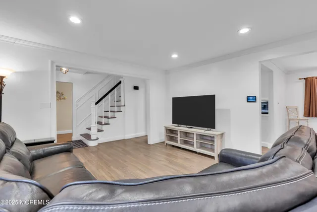 $4,800 | 14 Regina Road, Morganville, NJ 07751