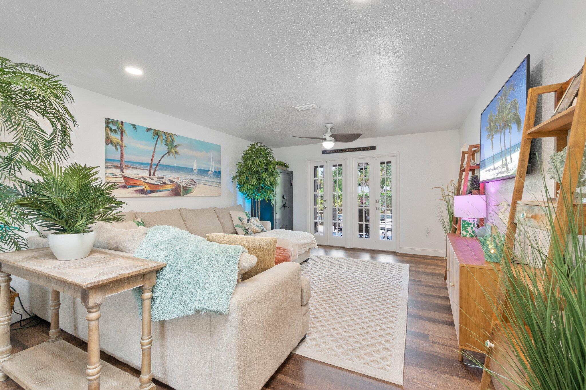 206 York Drive Cocoa, FL 32926 - Photo 18 of 60 Family Room