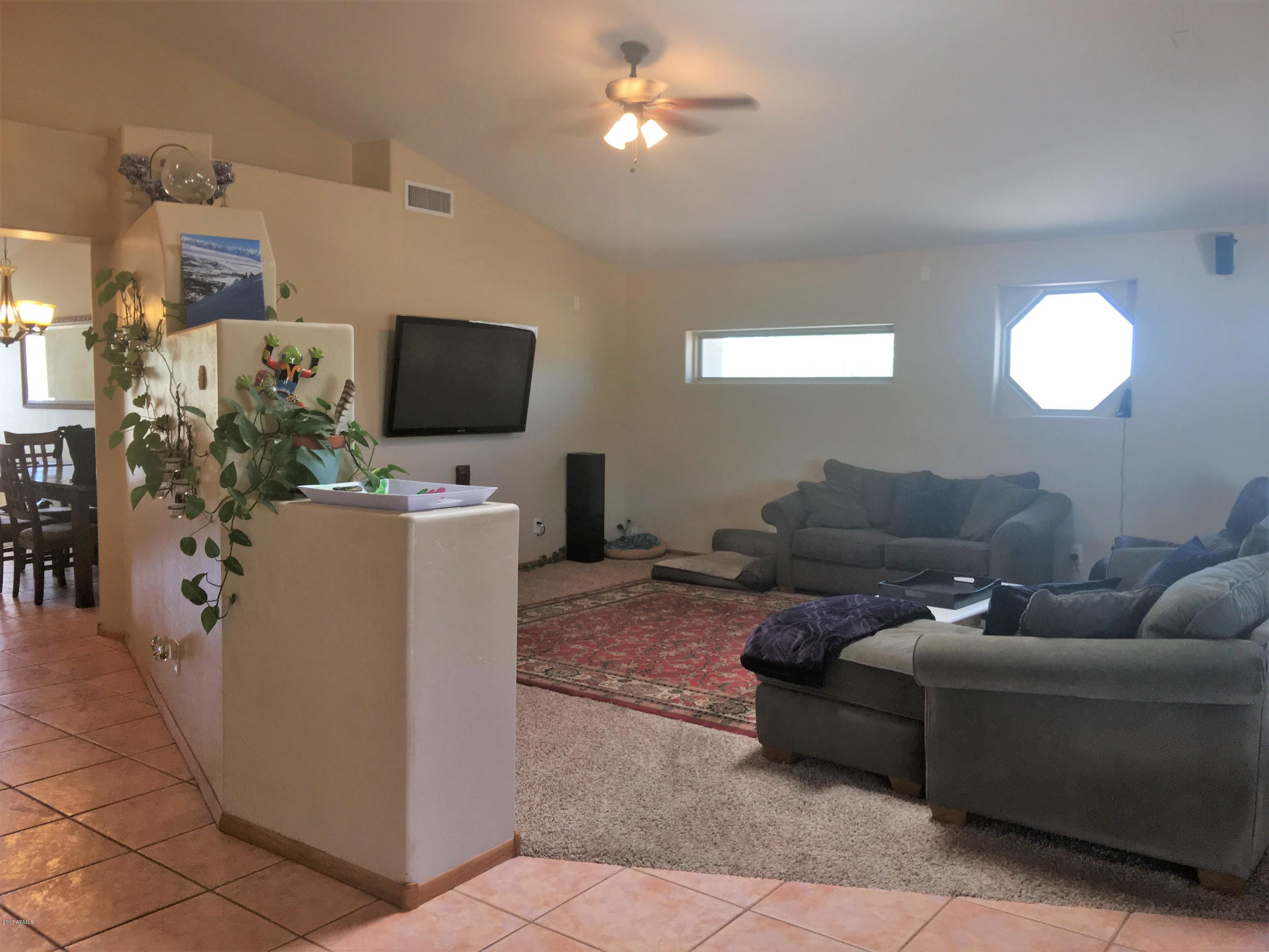 1356 East Cloud Road Phoenix, AZ 85086 - Photo 19 of 38 Liv5