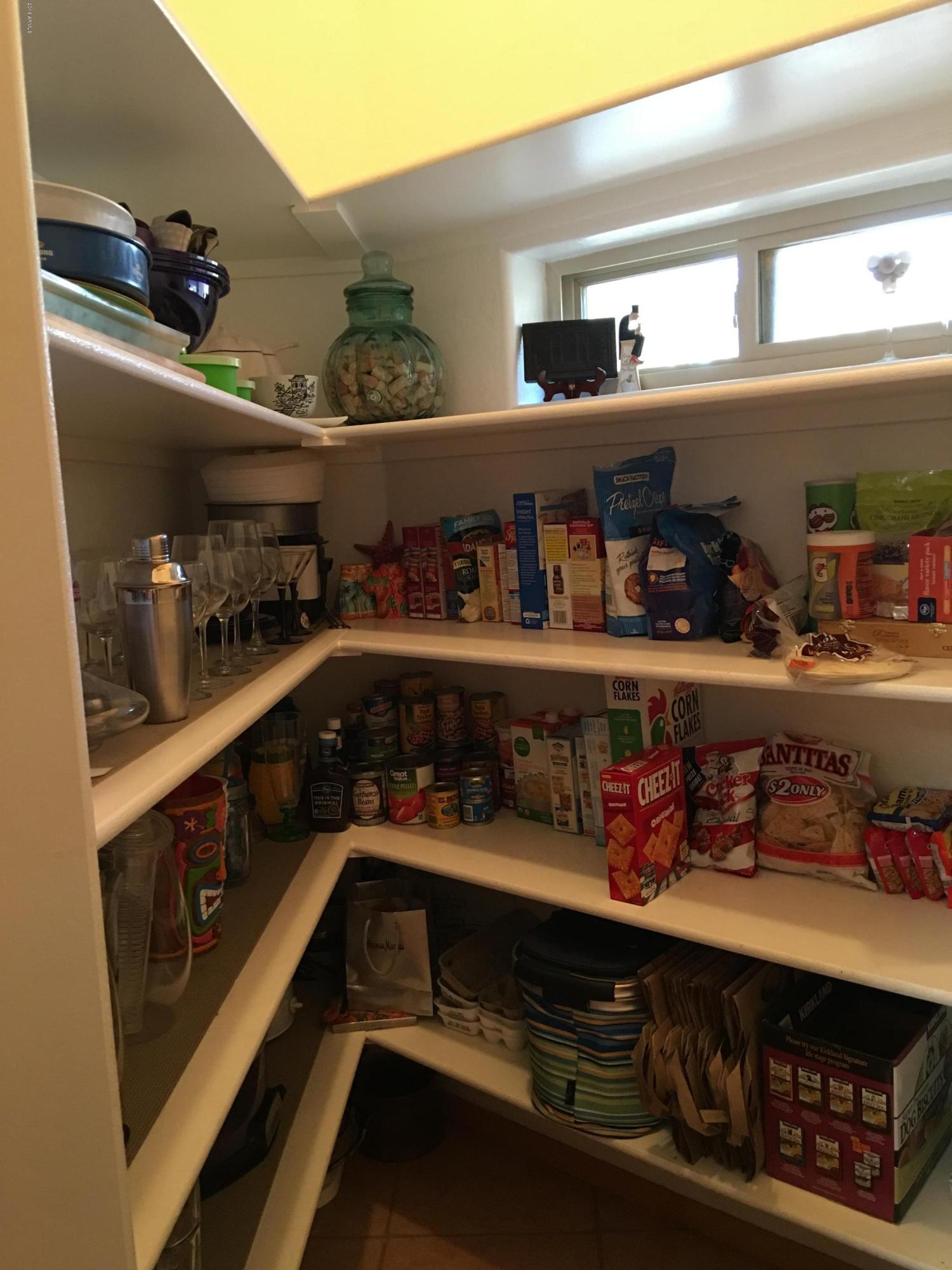 1356 East Cloud Road Phoenix, AZ 85086 - Photo 24 of 38 Pantry