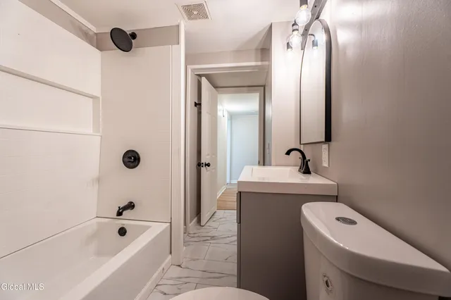 $229,999 | 925 Washout Road, Glenville, NY 12302