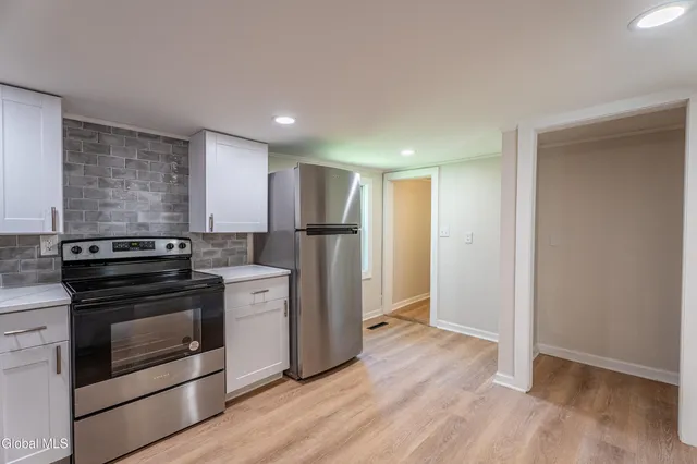 $229,999 | 925 Washout Road, Glenville, NY 12302