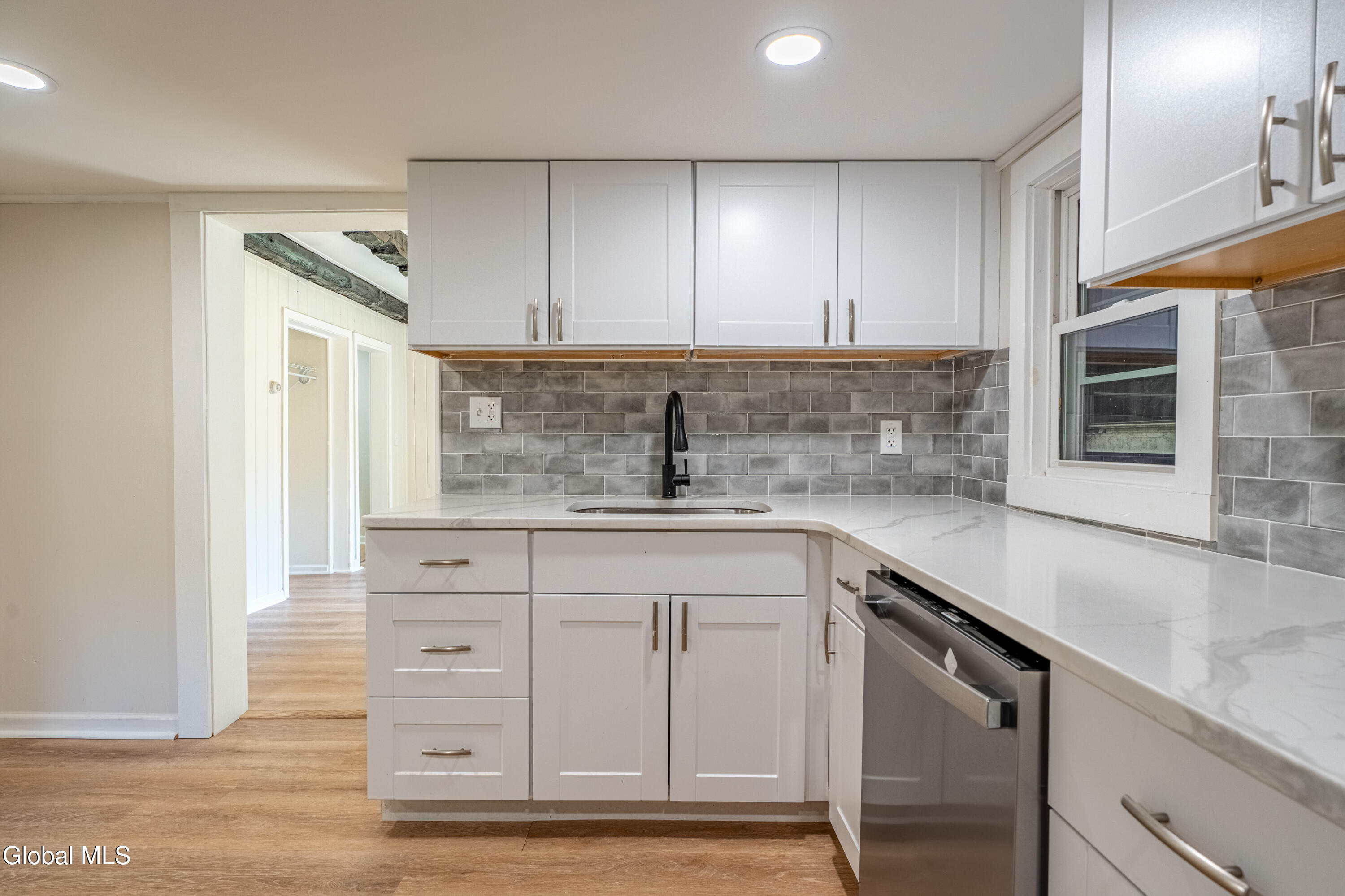 925 Washout Road Glenville, NY 12302 - Photo 10 of 25 925 Washout-12