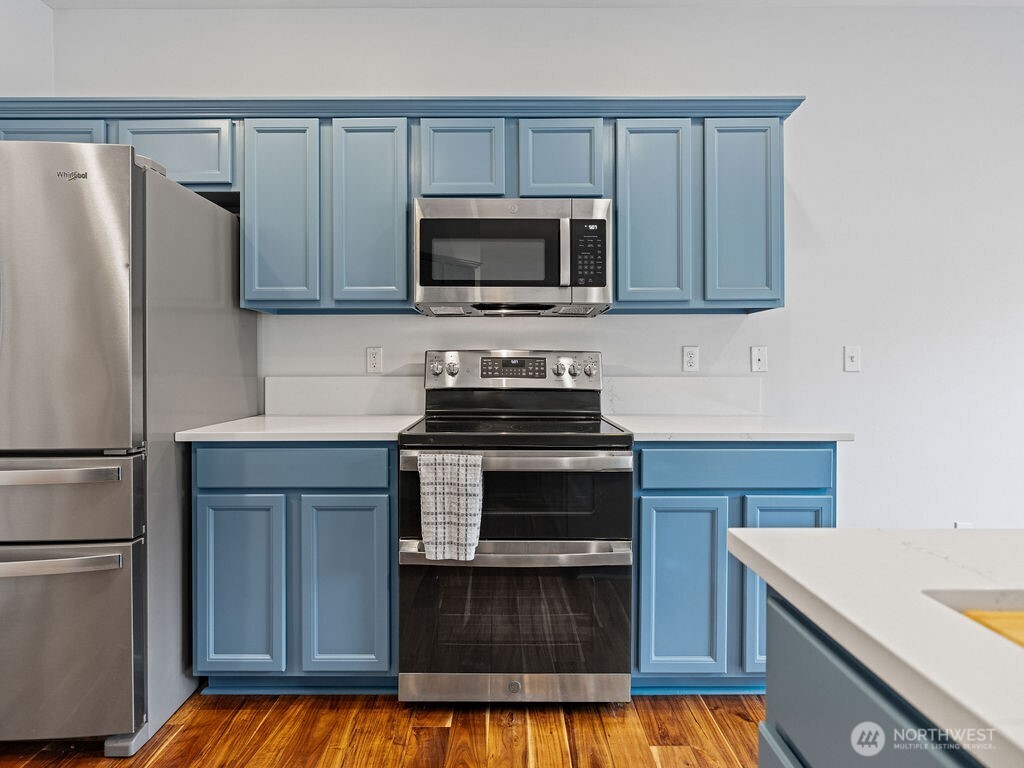 4119 167th Place Southeast Bothell, WA 98012 - Photo 7 of 30 Gallery Image 7