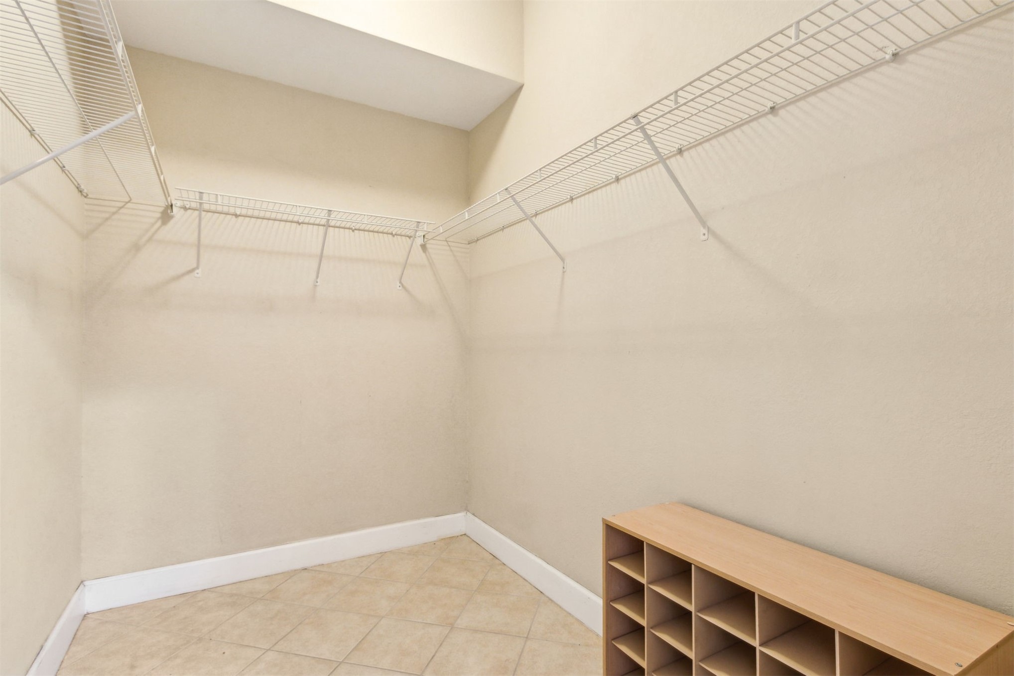 9745 Touchton Road Jacksonville, FL 32246 - Photo 11 of 20 a view of a room