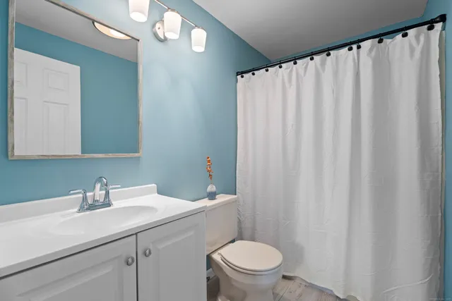 $445,000 | 3 Whitehall Pond, Unit 3, Stonington, CT 06355