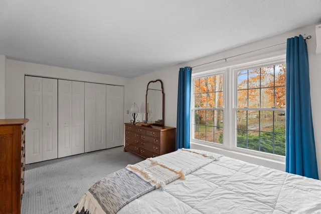 $445,000 | 3 Whitehall Pond, Unit 3, Stonington, CT 06355