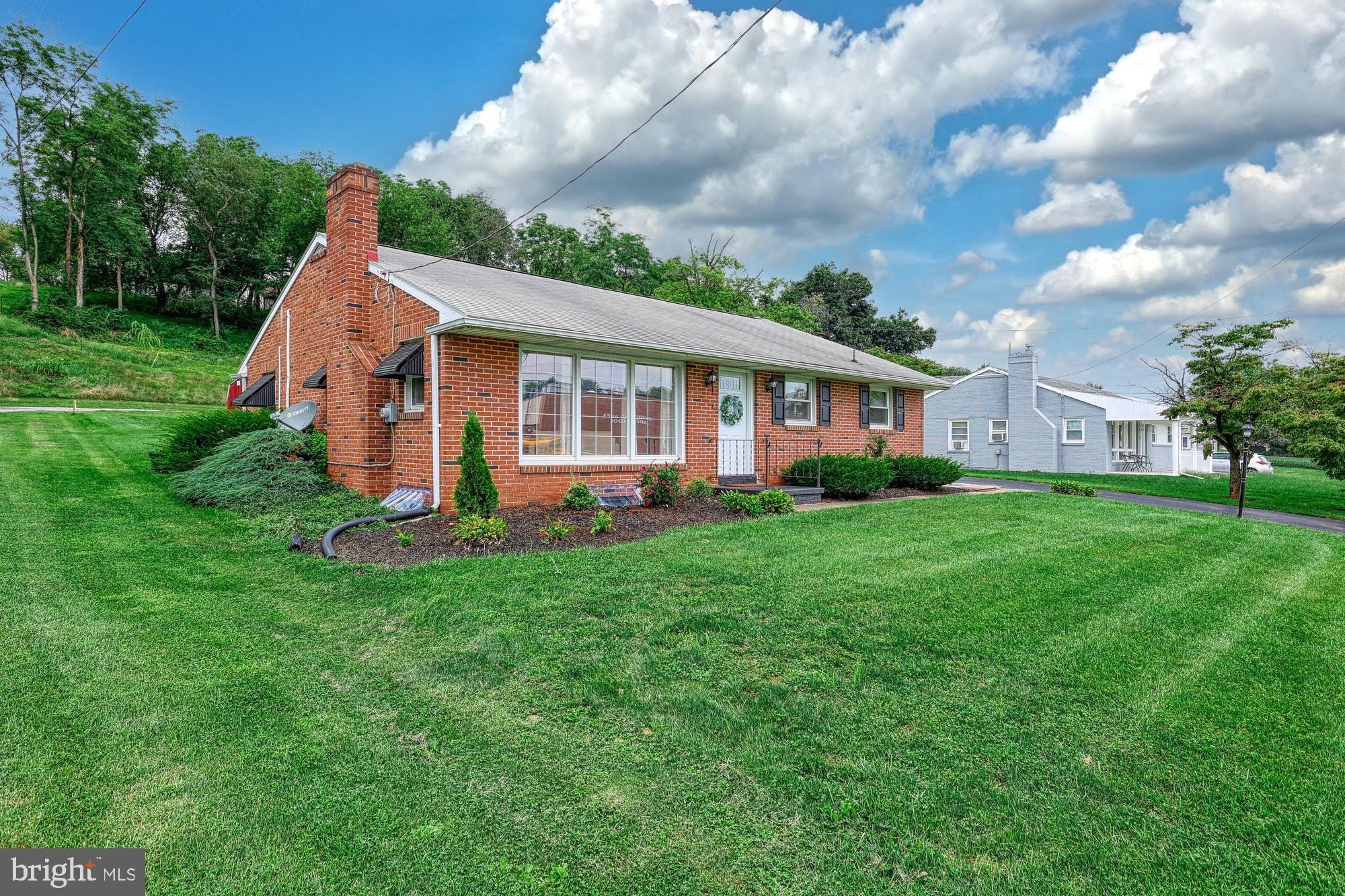 299 Old Hanover Road Spring Grove, PA 17362 - Photo 3 of 47