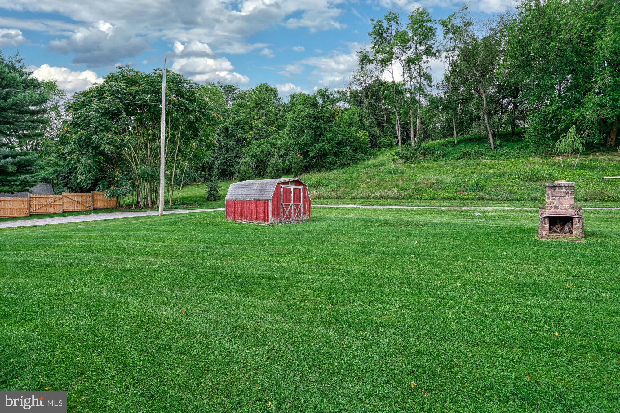 299 Old Hanover Road Spring Grove, PA 17362 - Photo 7 of 47
