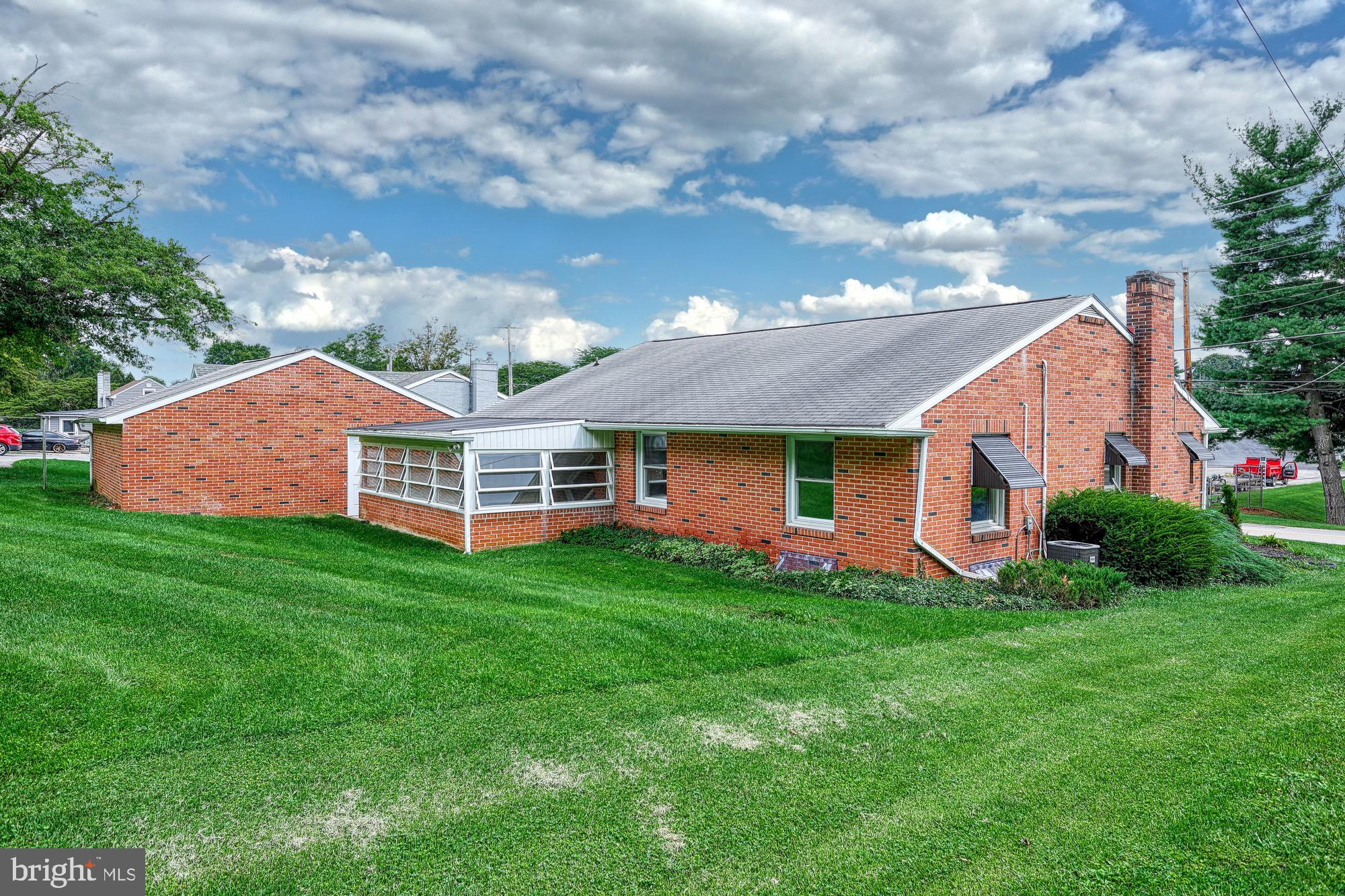 299 Old Hanover Road Spring Grove, PA 17362 - Photo 10 of 47