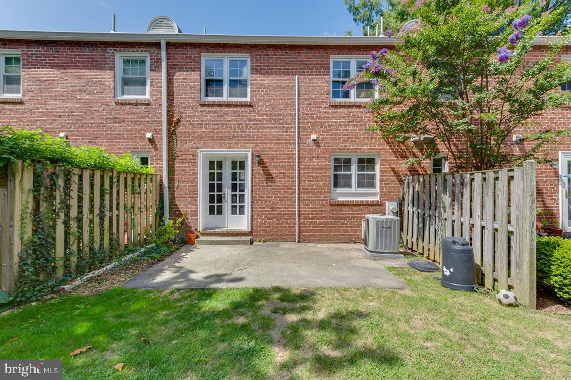 6639 Fairfax Road, Unit 104 Chevy Chase, MD 20815 - Photo 23 of 29 Gallery Image 23