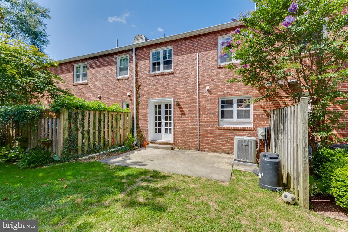 6639 Fairfax Road, Unit 104 Chevy Chase, MD 20815 - Photo 24 of 29 Gallery Image 24