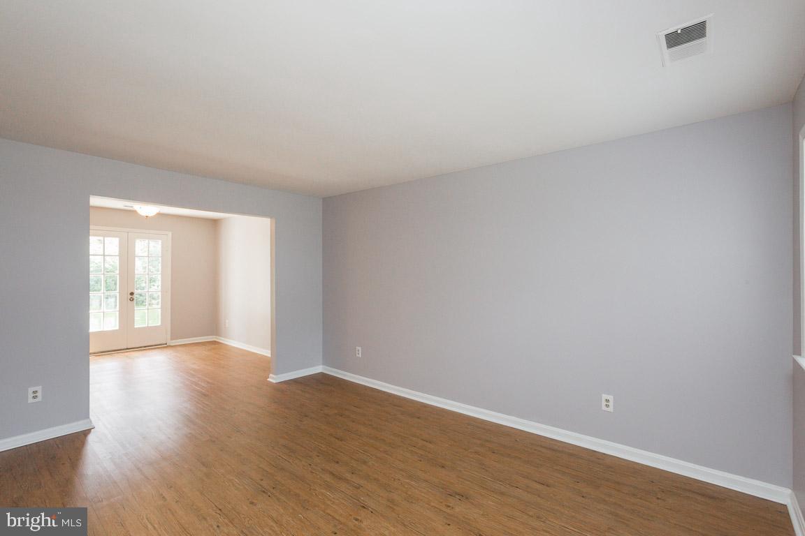 6639 Fairfax Road, Unit 104 Chevy Chase, MD 20815 - Photo 6 of 29 Gallery Image 6