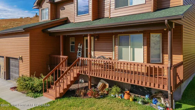 $800,000 | 2810 Crow Creek Road, Afton, WY 83110