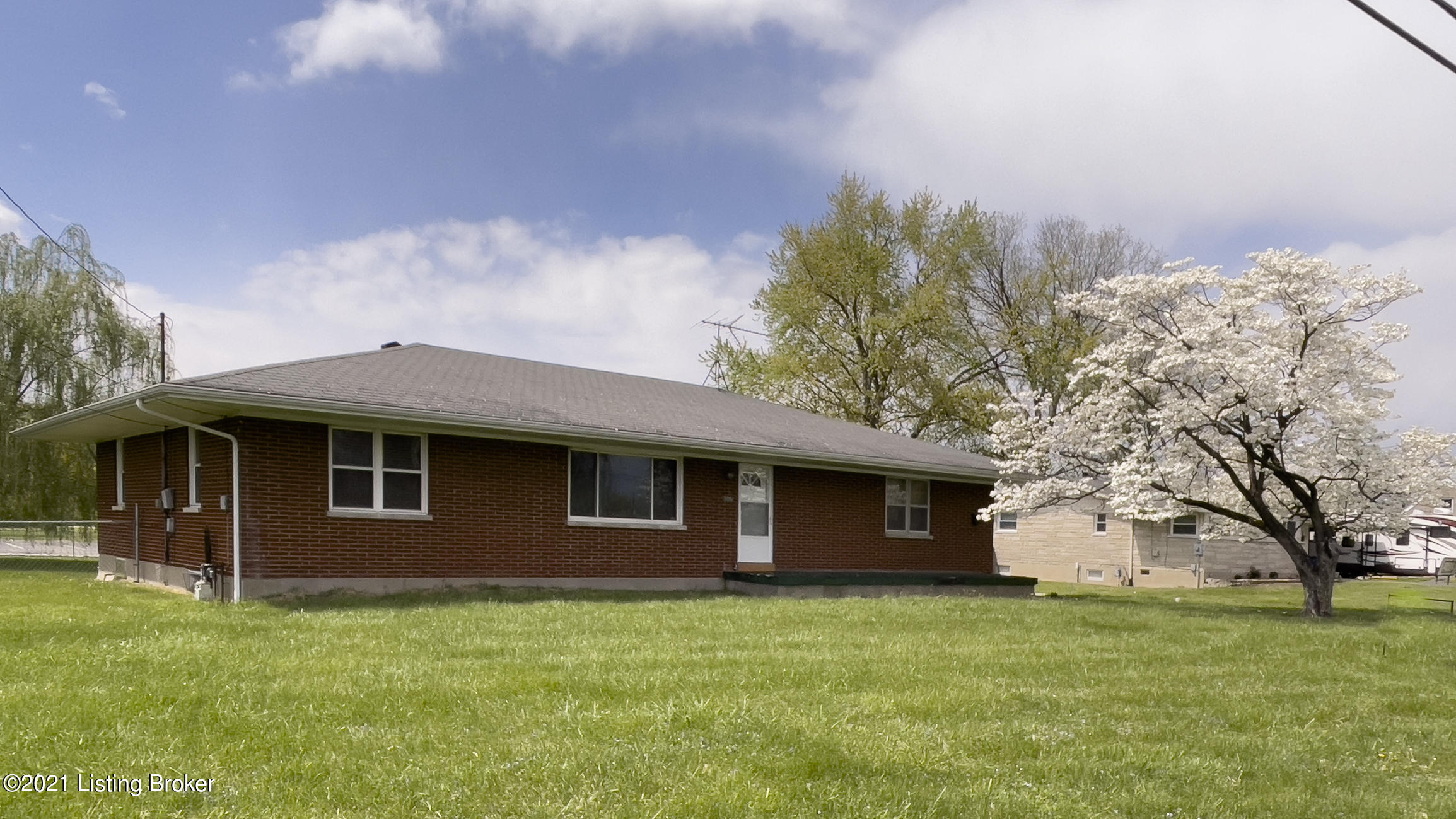 8000 Terry Road Louisville, KY 40258 - Photo 2 of 31 8000 Terry Road-1003
