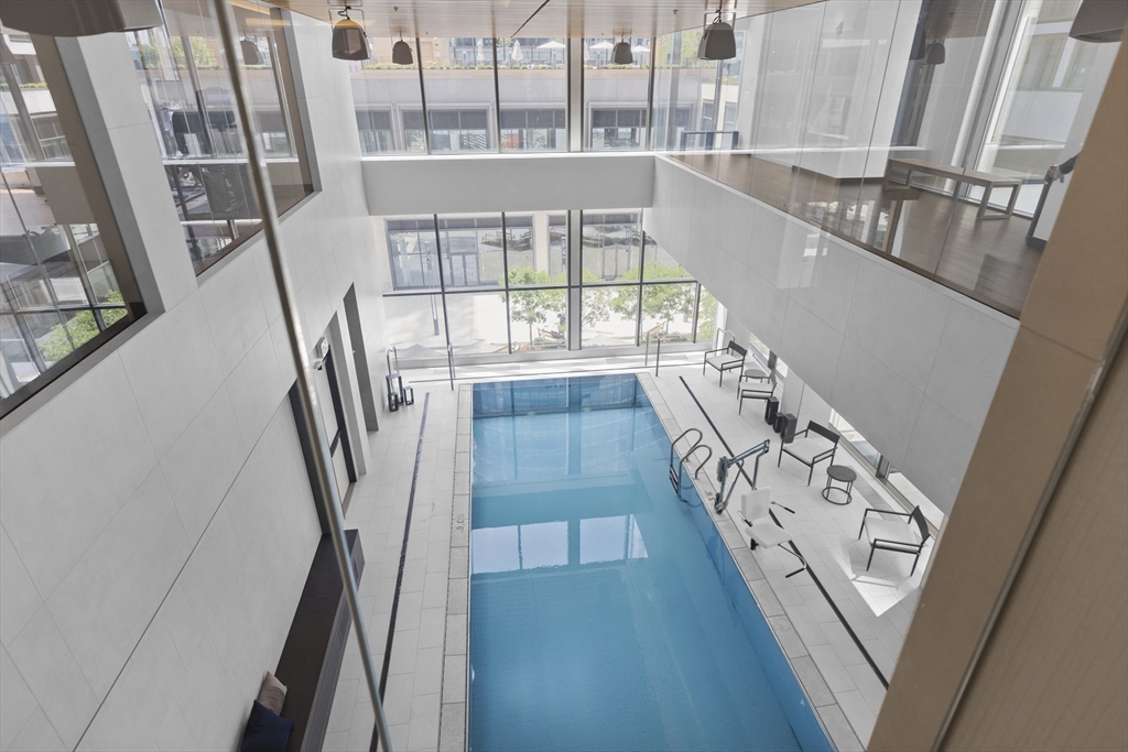 135 Seaport Boulevard, Unit 1807 Boston, MA 02210 - Photo 19 of 29