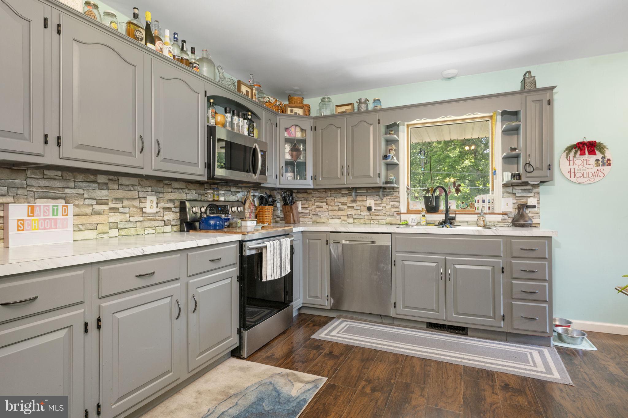 449 Westley Road Mohnton, PA 19540 - Photo 14 of 33 Open Kitchen