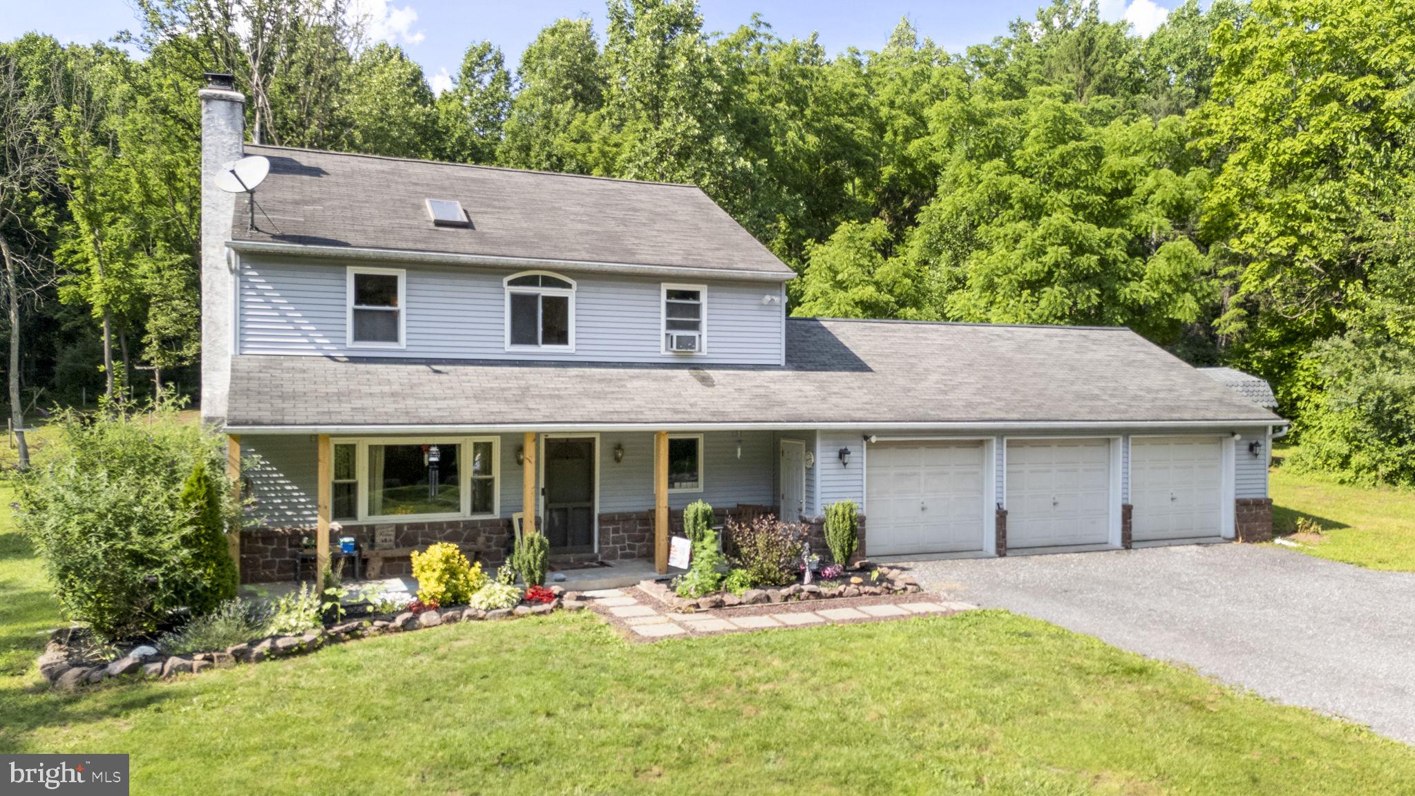 449 Westley Road Mohnton, PA 19540 - Photo 2 of 33 Gallery Image 2