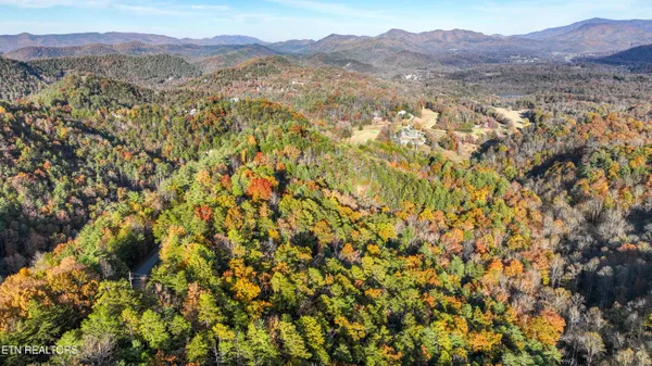 $299,900 | Bear Den Road, Townsend, TN 37882