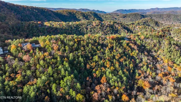 $299,900 | Bear Den Road, Townsend, TN 37882