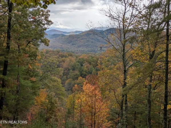 $299,900 | Bear Den Road, Townsend, TN 37882