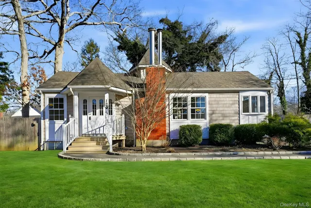 $499,999 | 129 Lakeview Drive, Mastic Beach, NY 11951
