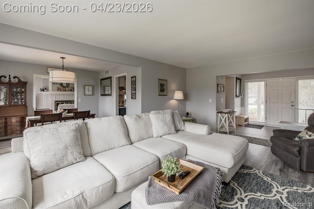 839 Spartan Drive Rochester, MI 48309 - Photo 10 of 52
