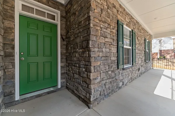 $544,900 | 180 Longleaf Drive, Seven Lakes, NC 27376