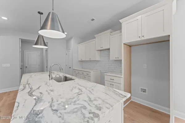 $544,900 | 180 Longleaf Drive, Seven Lakes, NC 27376