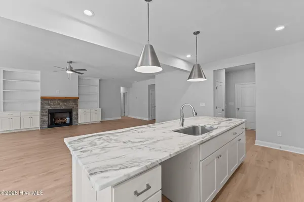 $544,900 | 180 Longleaf Drive, Seven Lakes, NC 27376