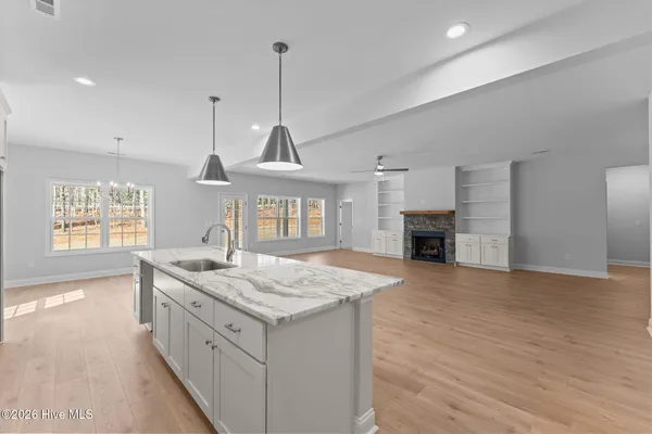 $544,900 | 180 Longleaf Drive, Seven Lakes, NC 27376