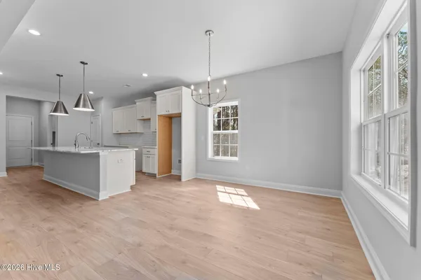 $544,900 | 180 Longleaf Drive, Seven Lakes, NC 27376