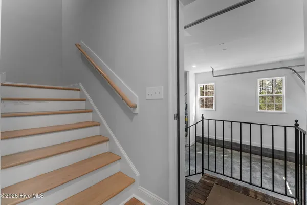 $544,900 | 180 Longleaf Drive, Seven Lakes, NC 27376