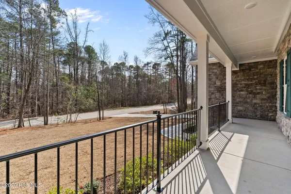 $544,900 | 180 Longleaf Drive, Seven Lakes, NC 27376