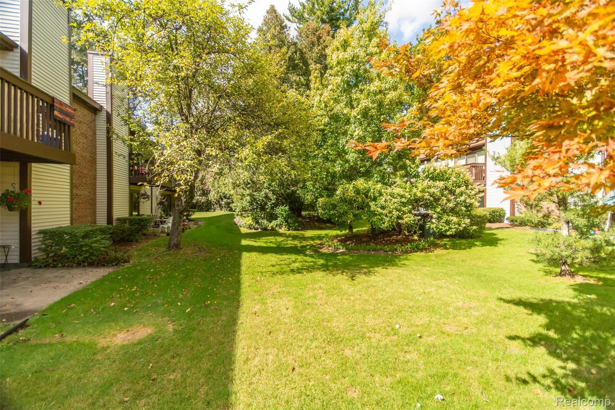 24237 Evergreen Road Southfield, MI 48075 - Photo 18 of 23 DSC_1719.jpg