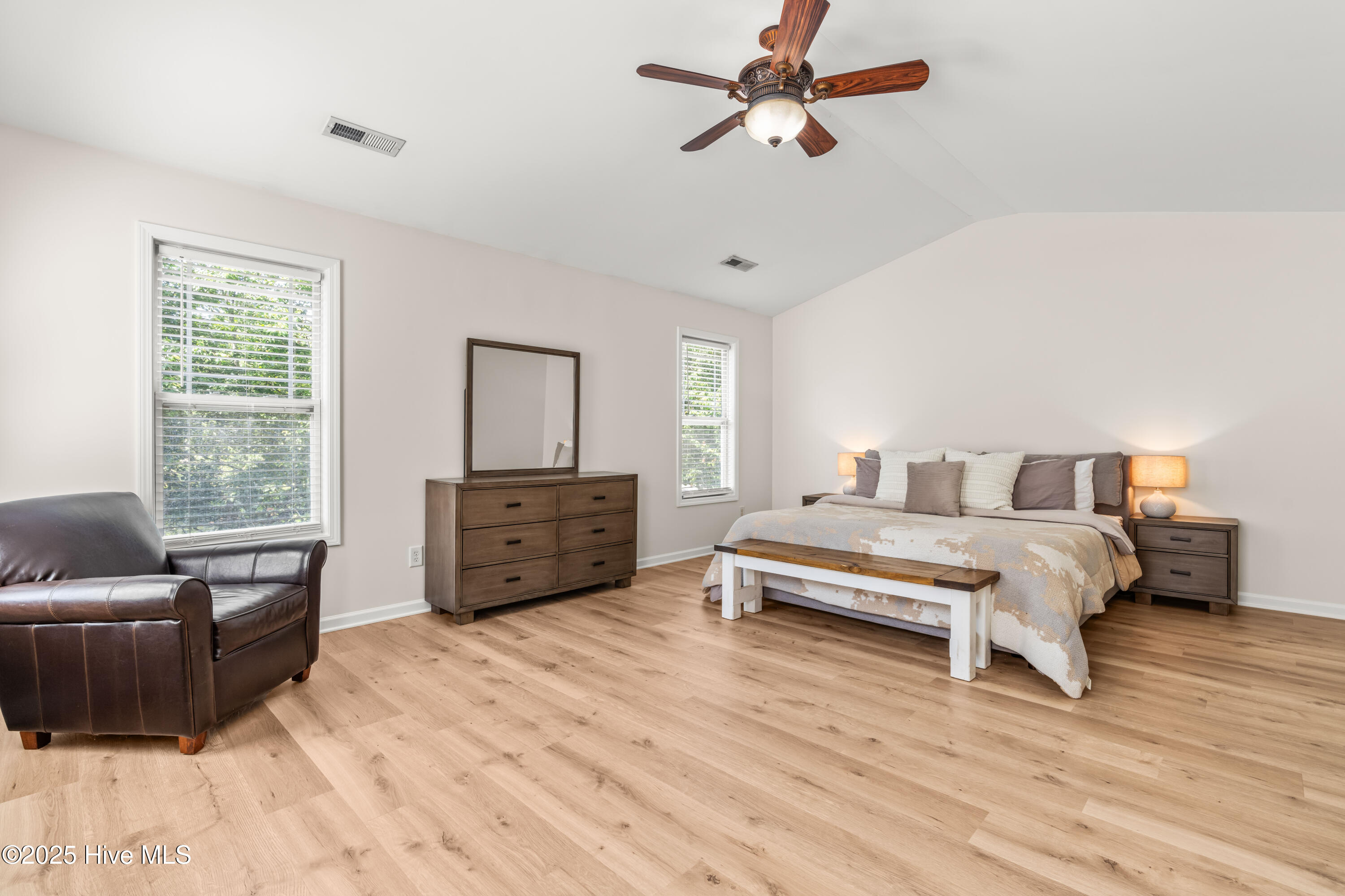 2635 Asher View Court Raleigh, NC 27606 - Photo 18 of 31 DSC05860