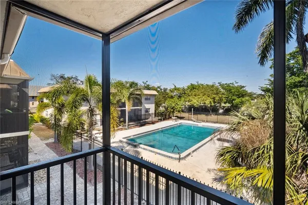 $995 | 1560 Colonial Boulevard, Unit 234, Fort Myers, FL 33907