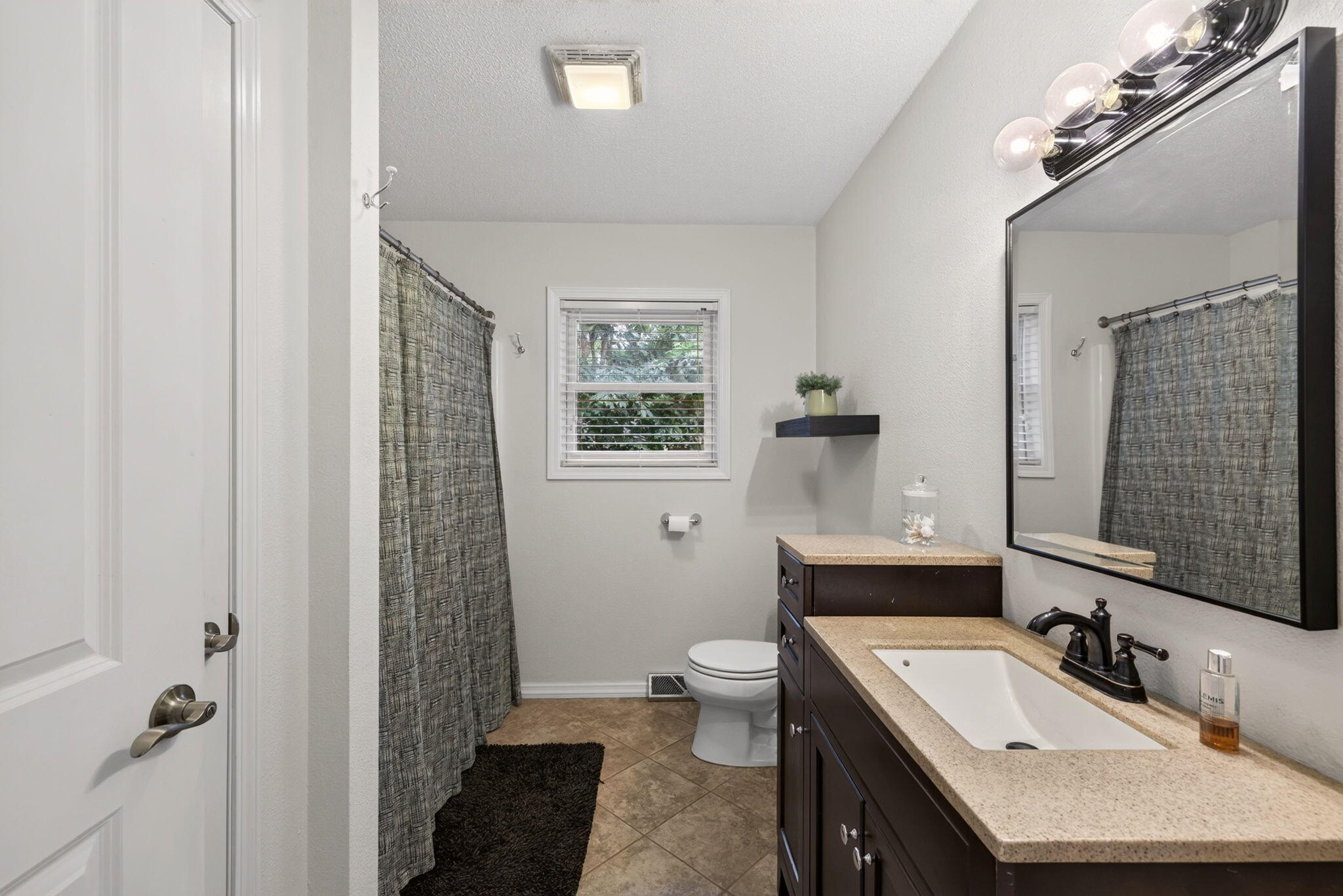 2904 Bliss Road La Crosse, WI 54601 - Photo 23 of 46 Bathroom