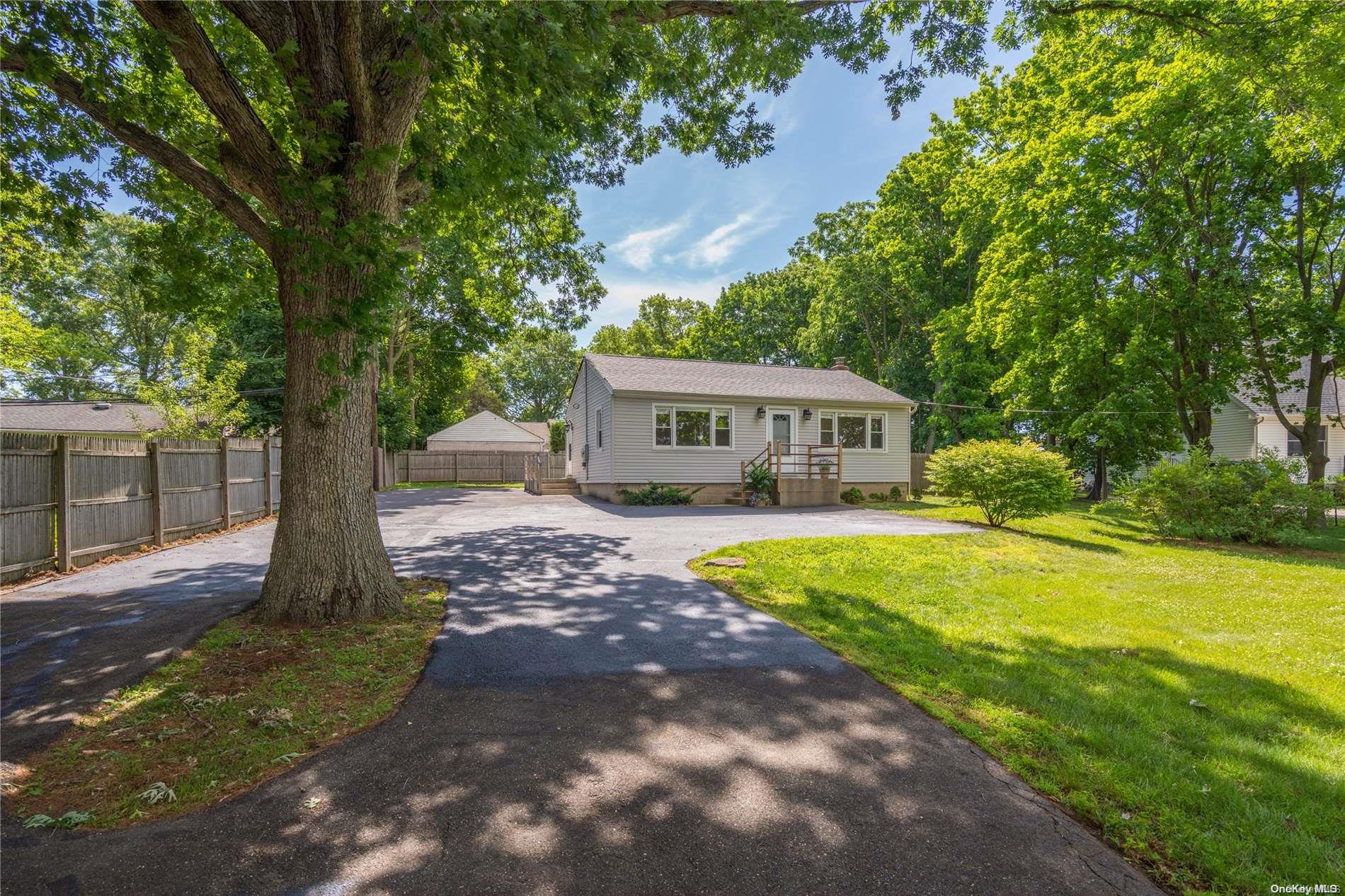 374 Commack Road Commack, NY 11725 - Photo 1 of 1 Approach and Front View