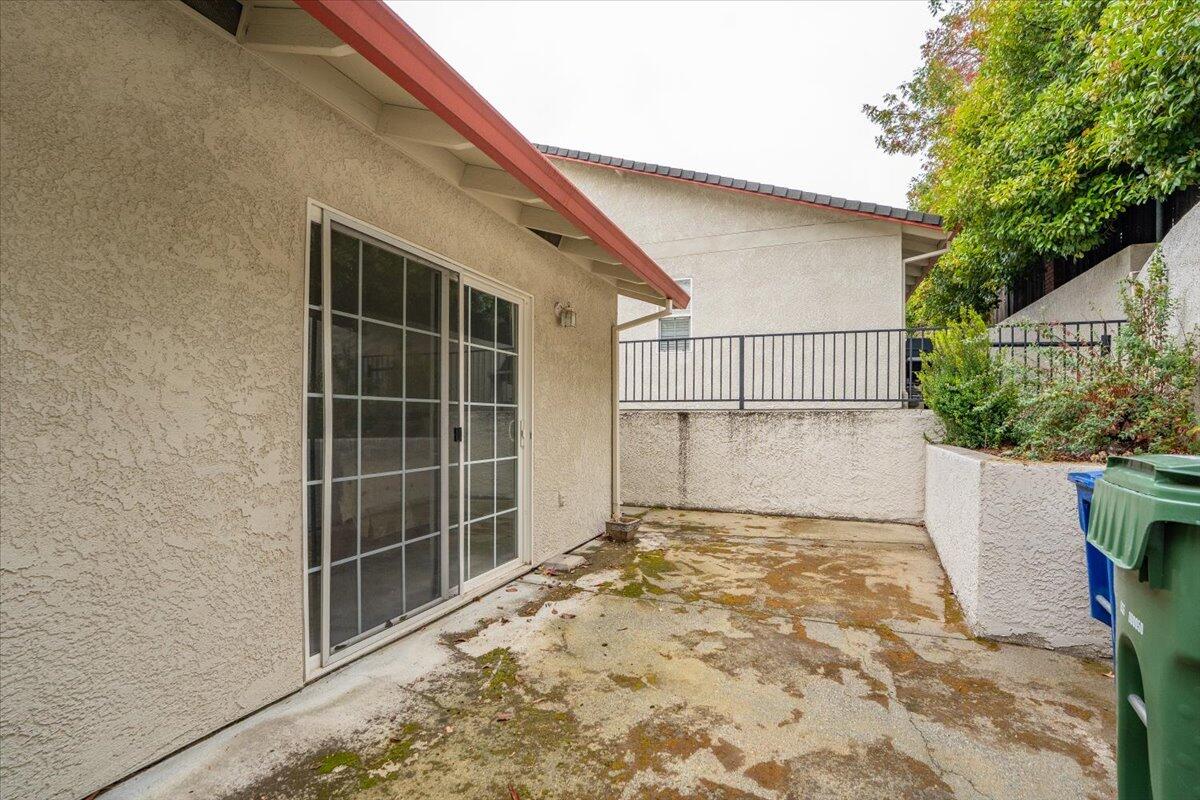 738 Stonebriar Trail Redding, CA 96003 - Photo 29 of 40 a view of a backyard