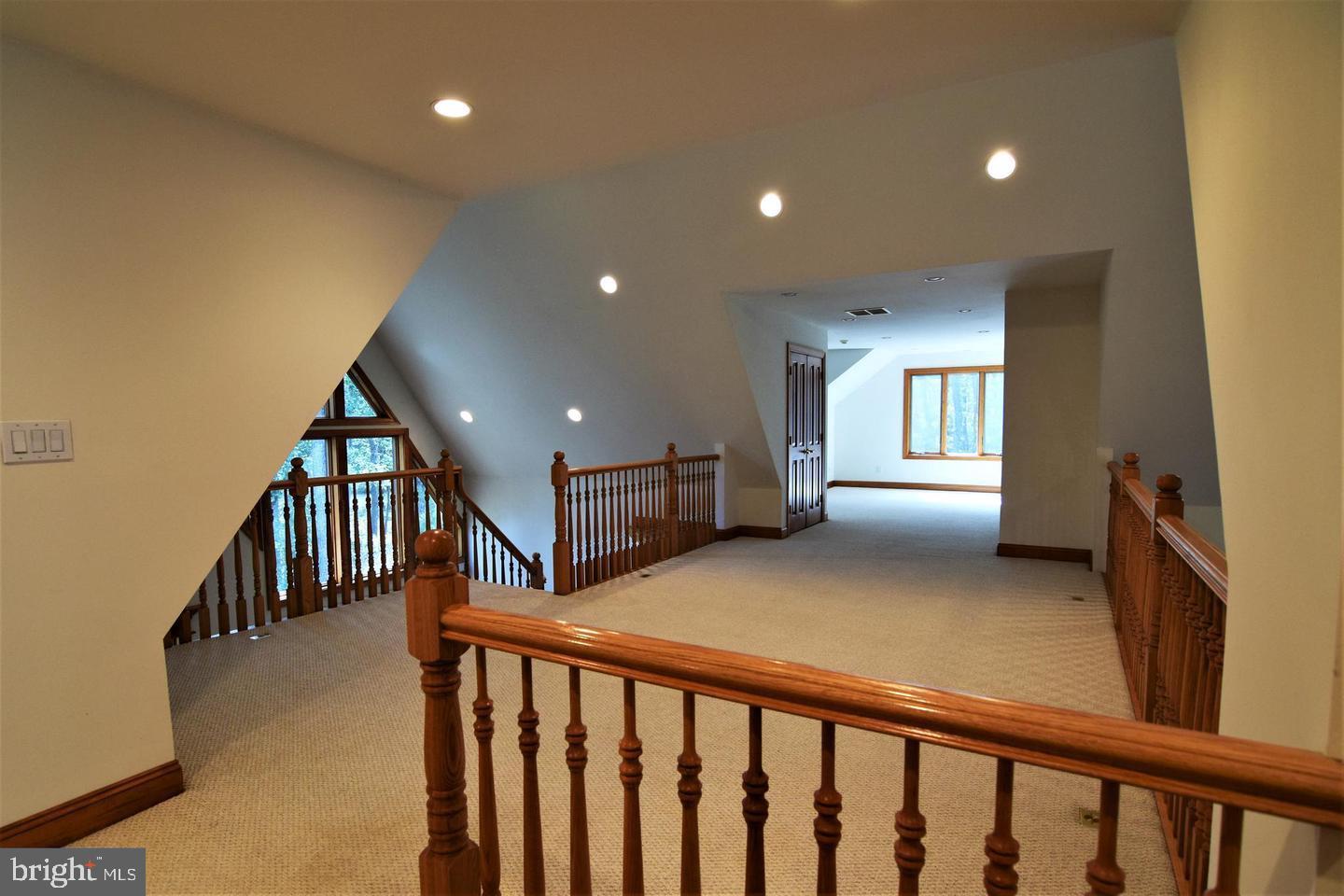 290 Hopewell Road Medford, NJ 08055 - Photo 38 of 64 Upstairs with panoramic views to the outside