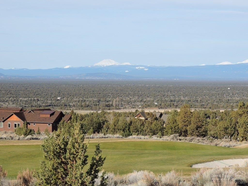 16163 South W Brasada Ranch Road Powell Butte, OR 97753 - Photo 24 of 24 a view of a city with ocean view