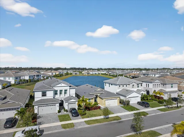 $595,000 | 15017 Goldspar Court, Loxahatchee, FL 33470