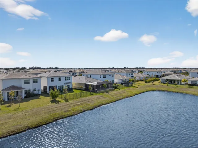 $595,000 | 15017 Goldspar Court, Loxahatchee, FL 33470
