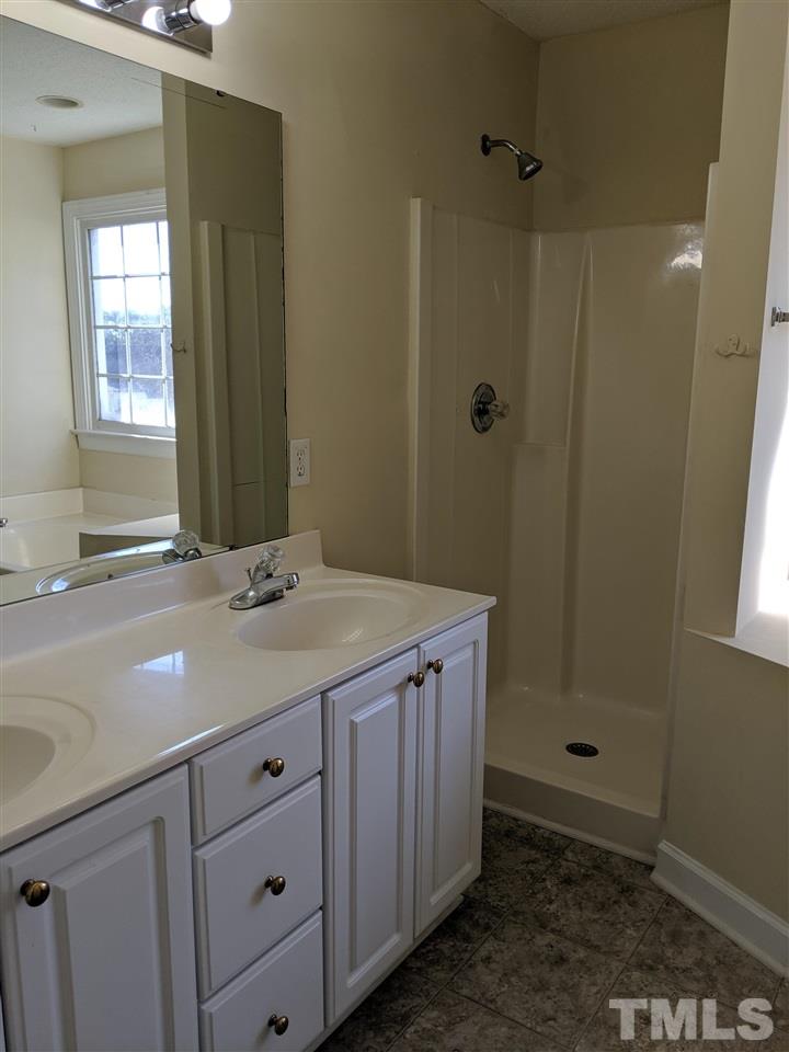 4413 Bartholomew Circle Raleigh, NC 27604 - Photo 15 of 20