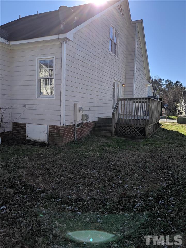4413 Bartholomew Circle Raleigh, NC 27604 - Photo 3 of 20