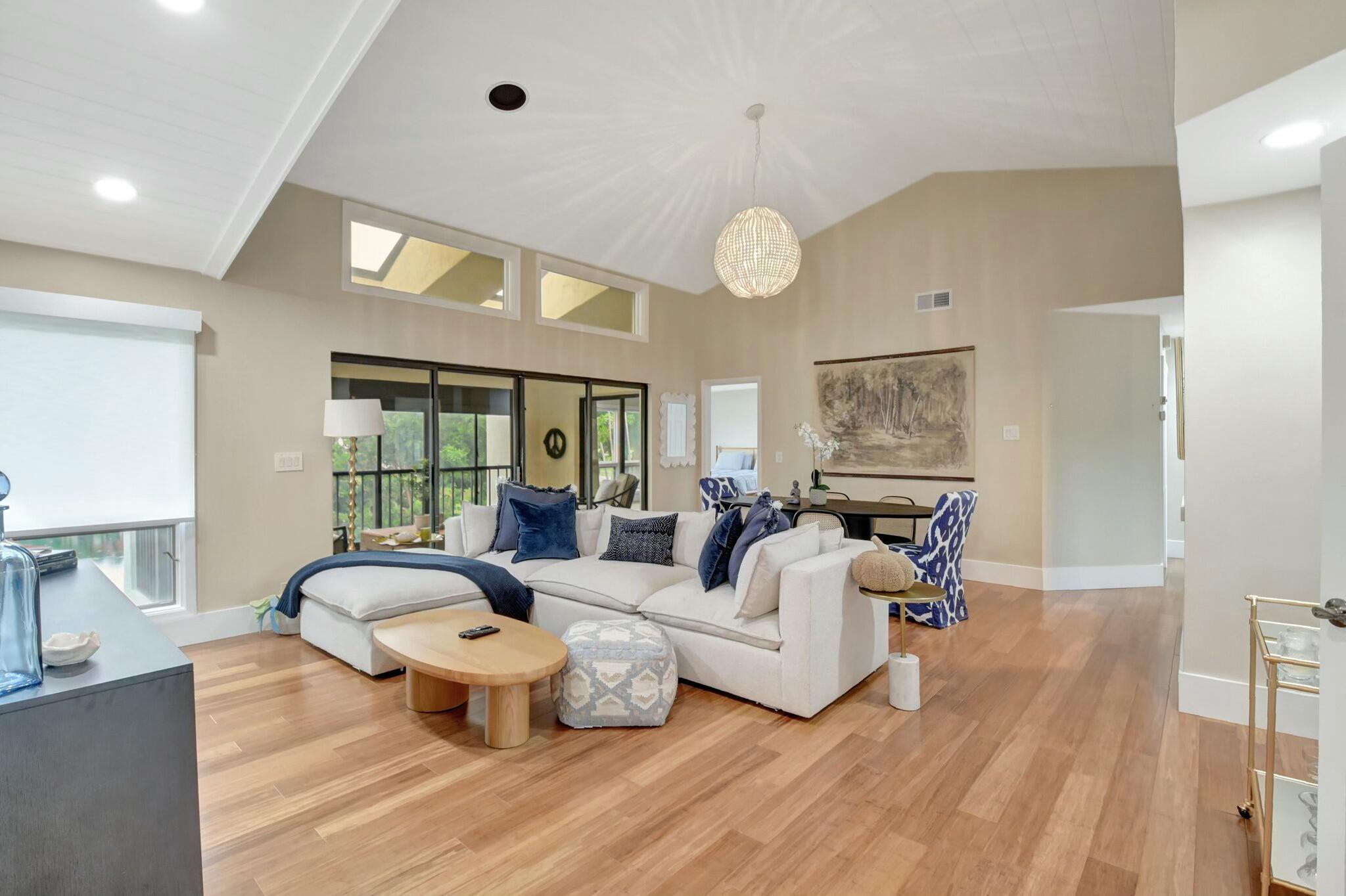 7860 Seville Place, Unit 2202 Boca Raton, FL 33433 - Photo 5 of 30 tempImagei2YQJV