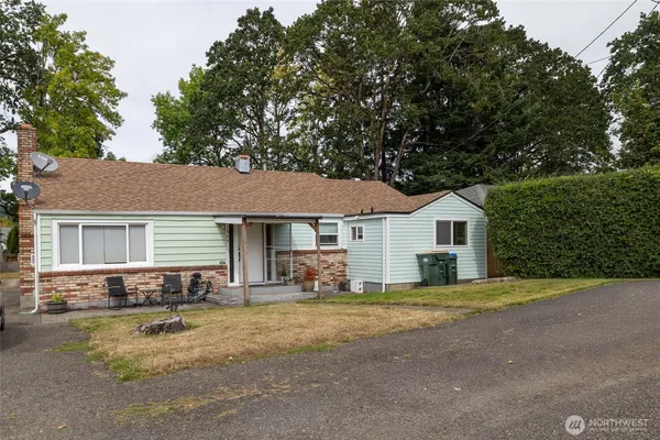 $399,900 | 1424 Southwest Kelly Avenue, Chehalis, WA 98532